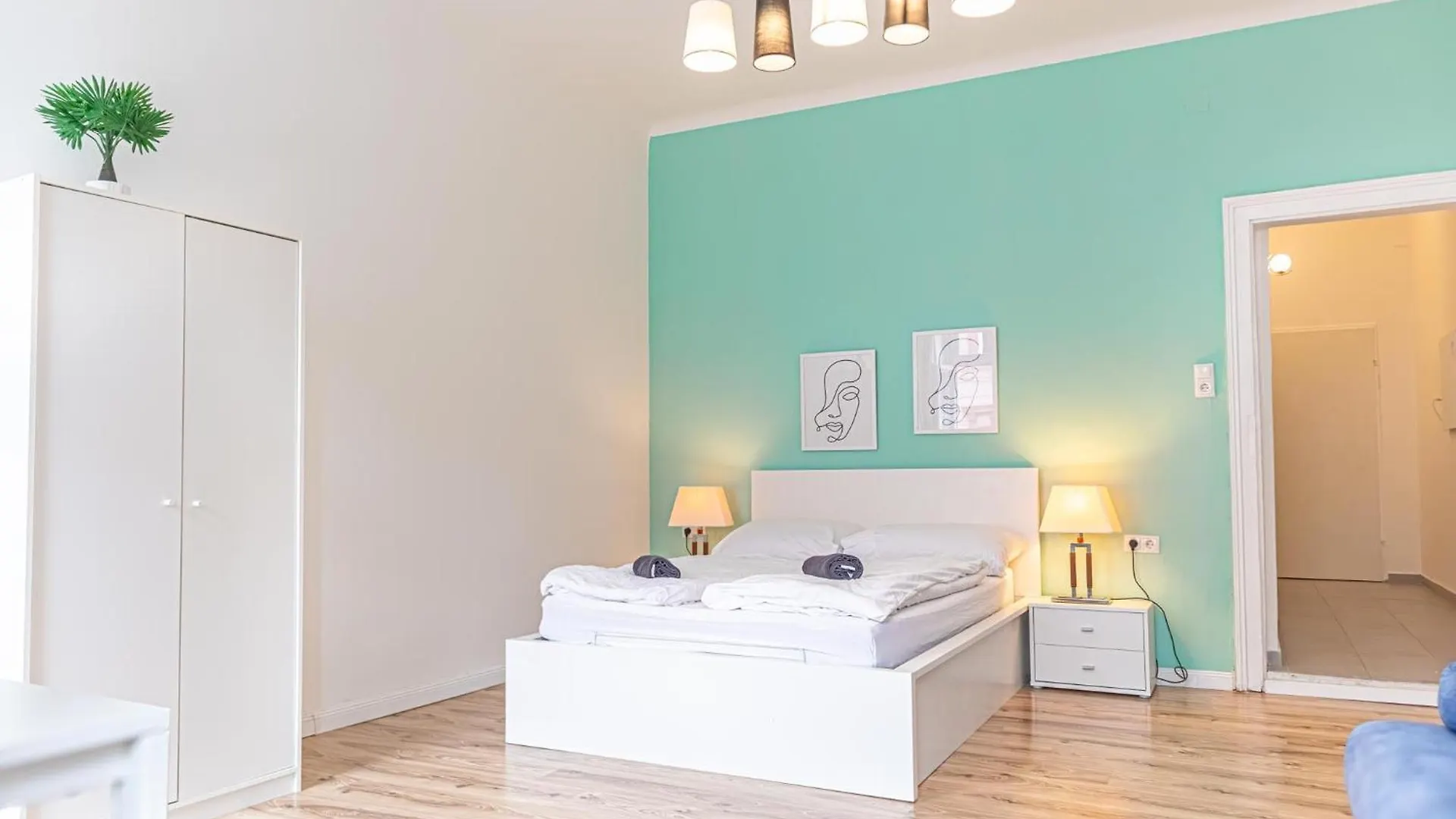 Charming 1Br Viennese Gem - Perfect Starting Point Apartment