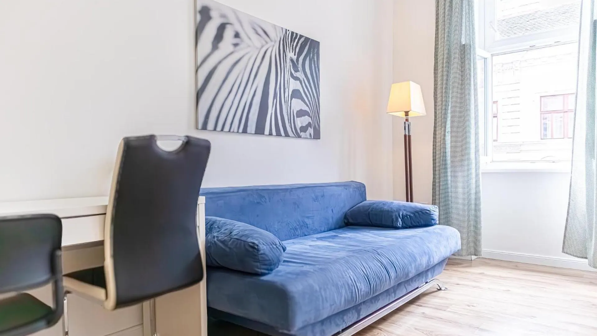 Charming 1Br Viennese Gem - Perfect Starting Point Apartment 0*, Vienna