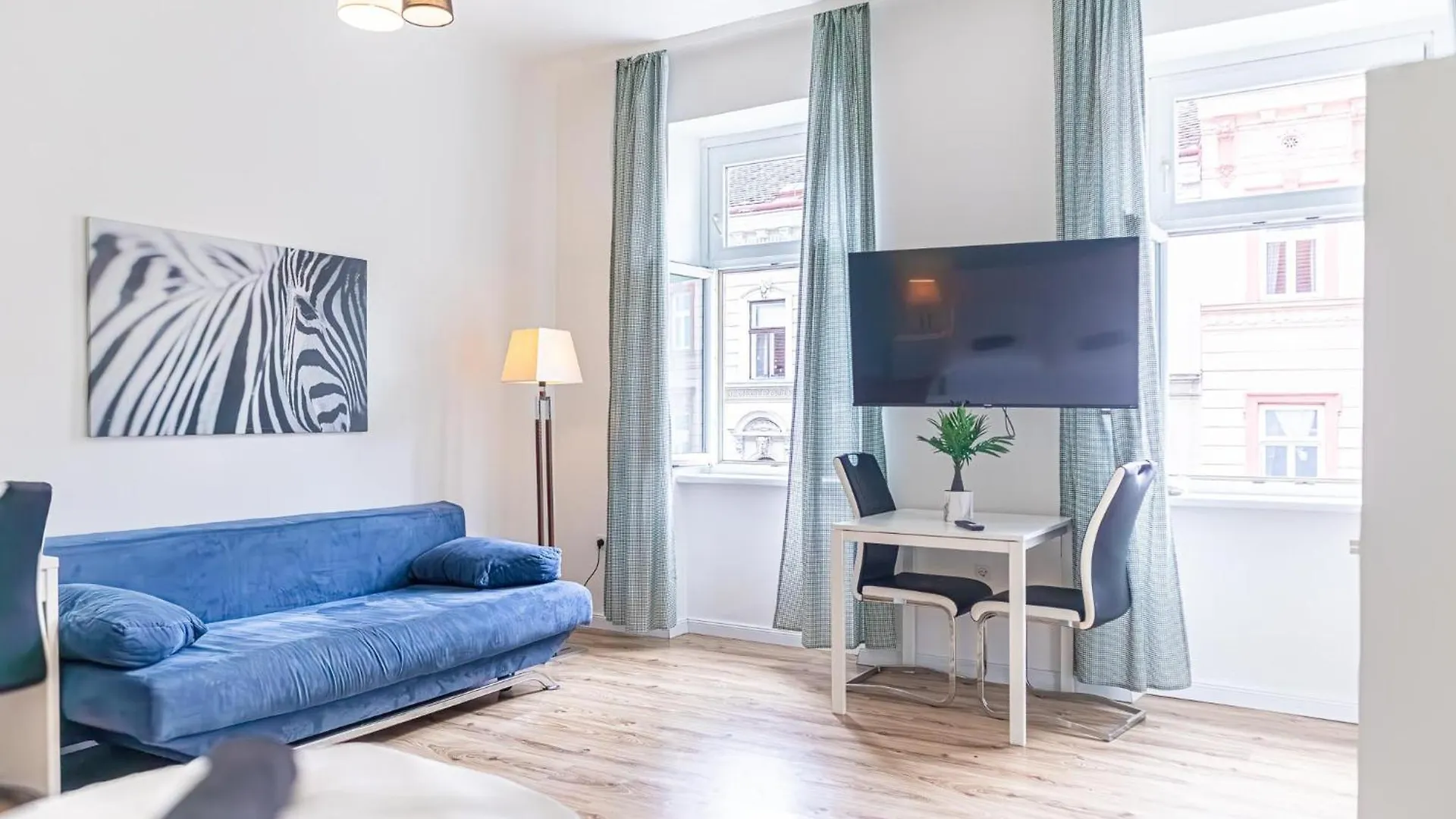 Charming 1Br Viennese Gem - Perfect Starting Point Apartment  Vienna