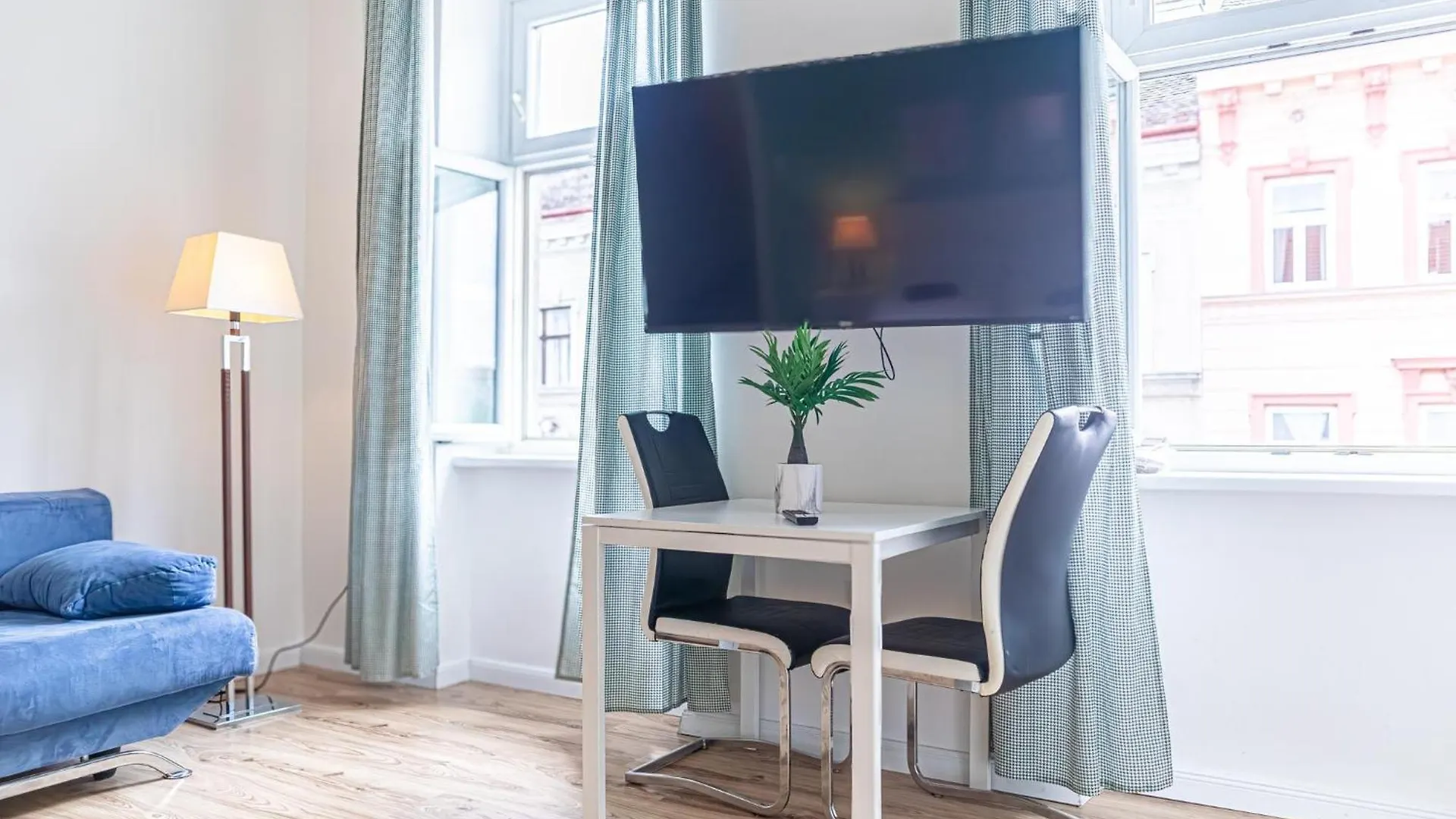 Charming 1Br Viennese Gem - Perfect Starting Point Διαμέρισμα